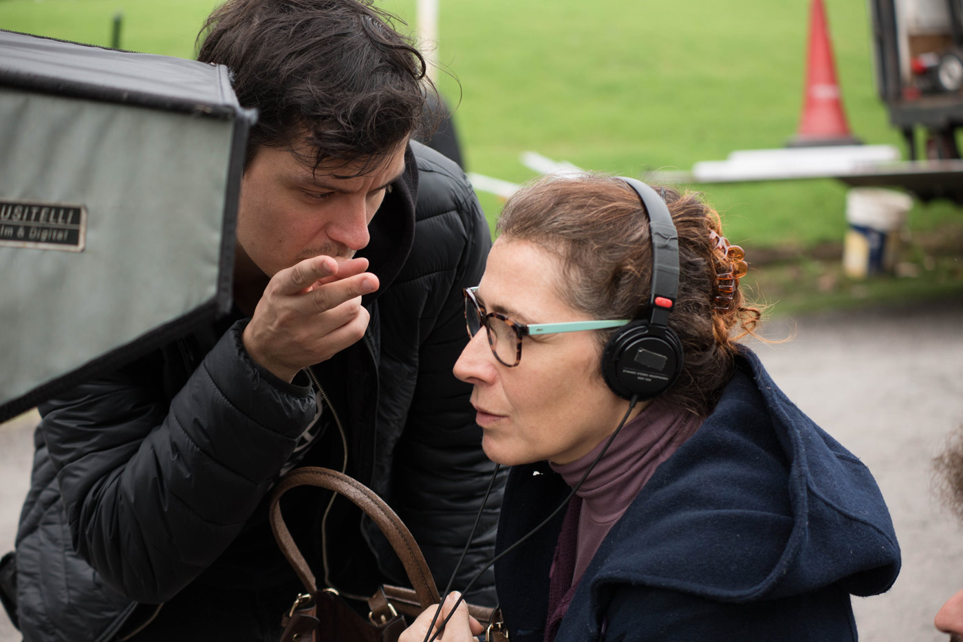 Agustín Banchero junto a su actriz Carla Moscatelli en el rodaje de Las Vacaciones de Hilda